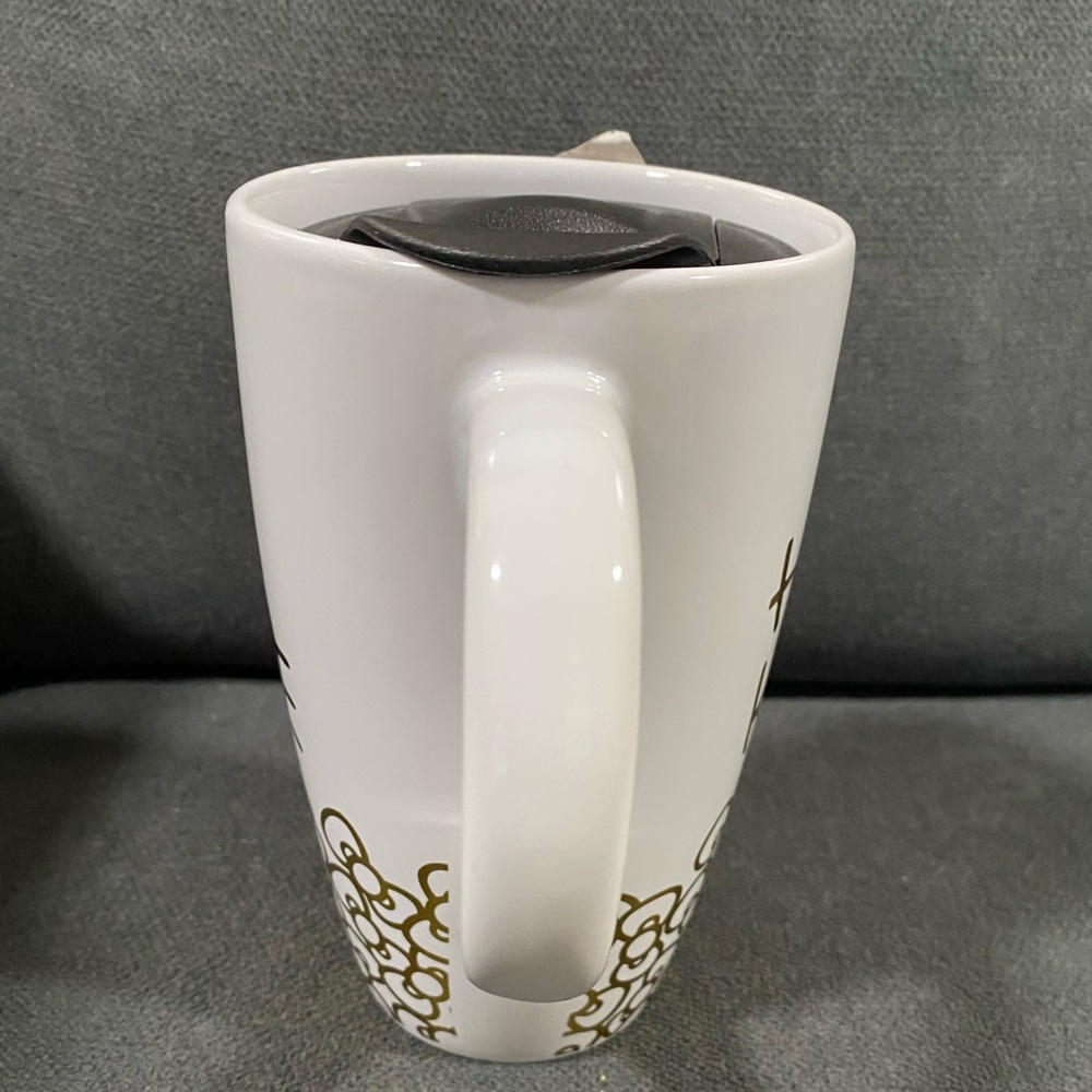 New Hello Kitty 16oz Tall Ceramic Travel Mug - Picture 4 of 11